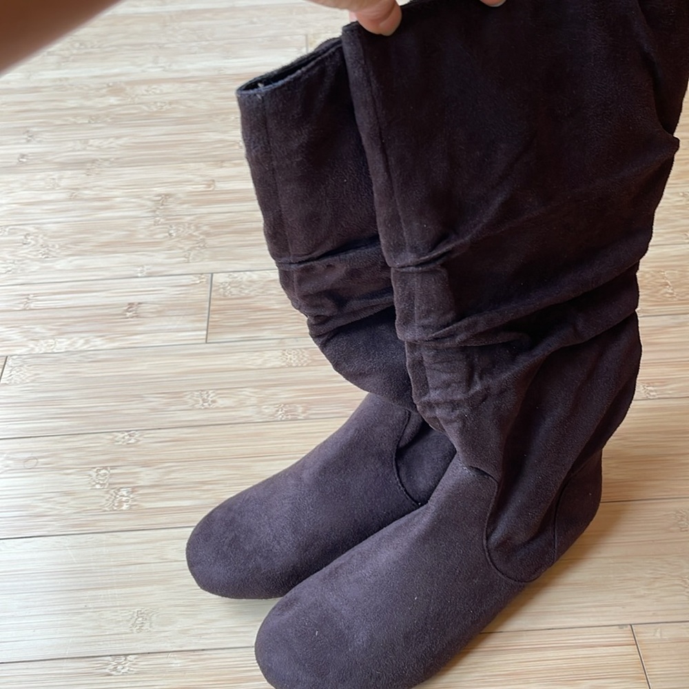 Rampage Korrie Brown Over Calf Faux Suede Slouch Boots. Women’s Size 81/2 M